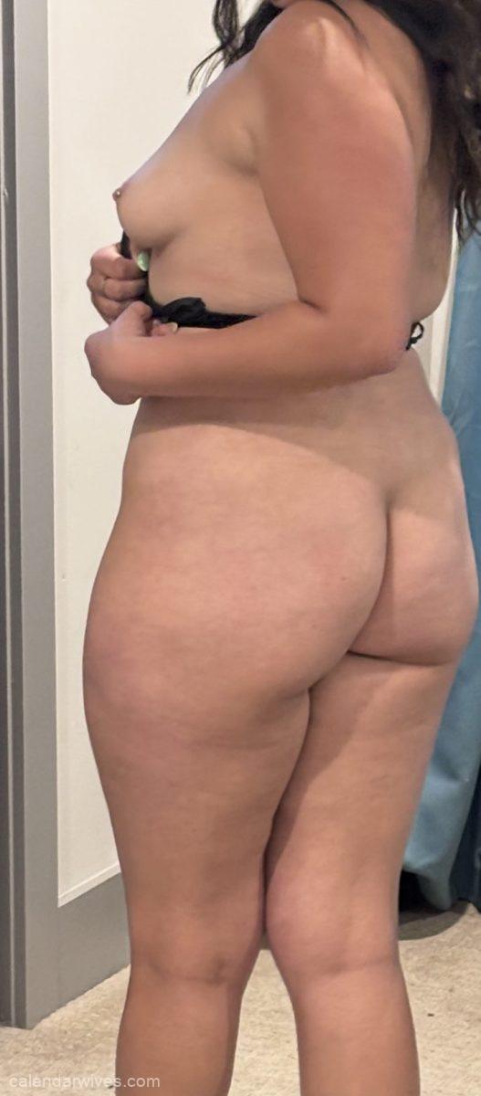 Wife’s Ass and Side Boob