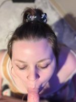 Good triple D cock sucker she's so focused