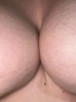 Milf got big tits to show
